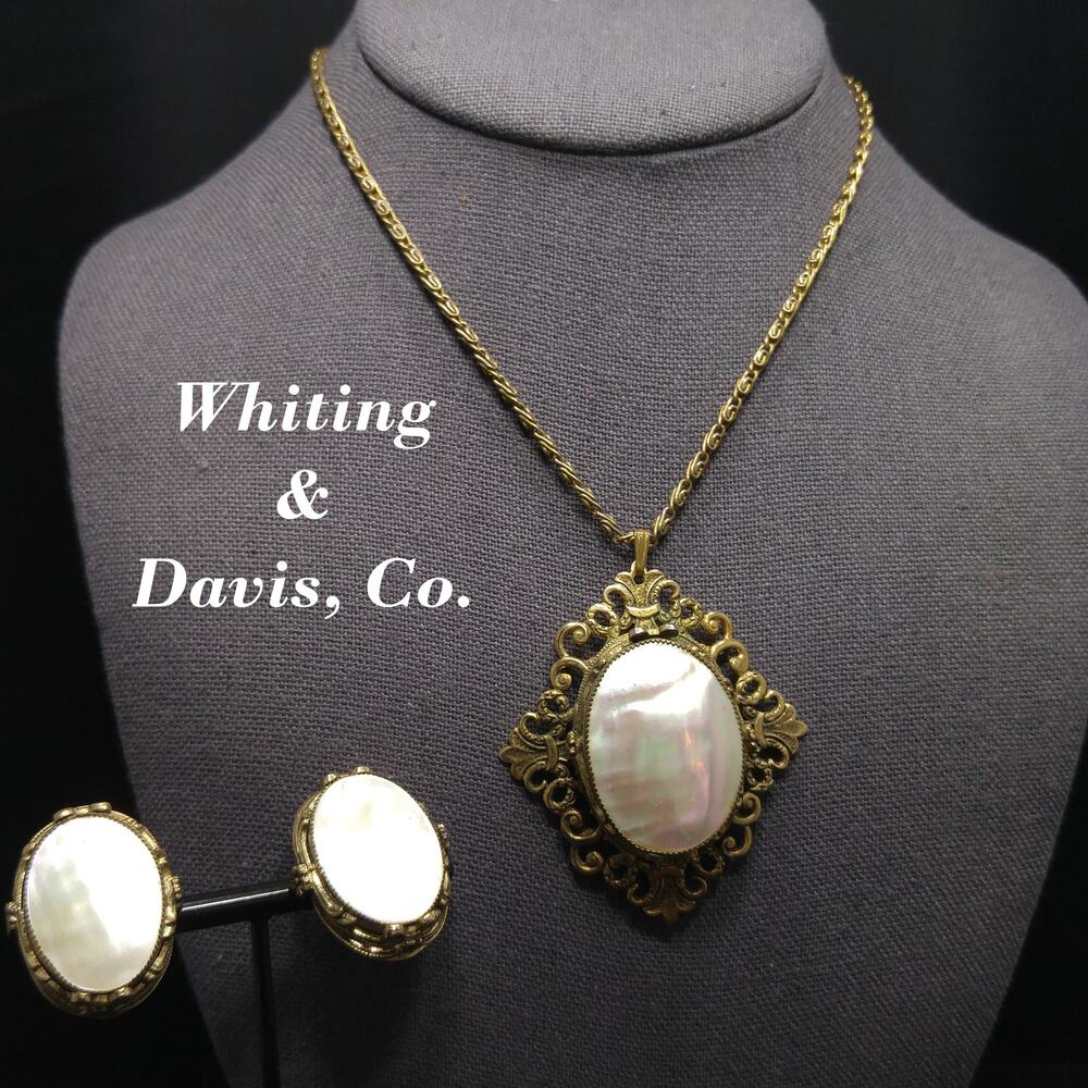 Vintage Whiting & Davis Mother of Pearl Pendant Necklace Earrings Set
